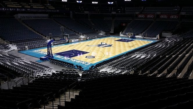 Hornets unveil new court, The Latest